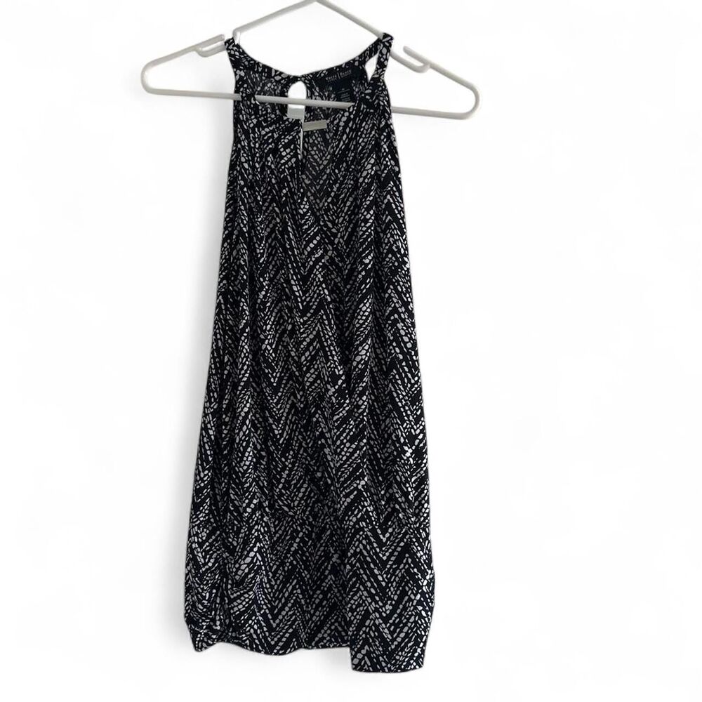 White House Black Market Women's Black and white Blouse